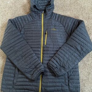 L.L. Bean Men's Gray Quilted Hooded Jacket